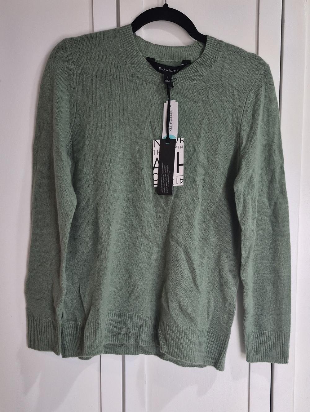 41 Hawthorn Lightweight Cashmere Crewneck Sweater in Sage Green